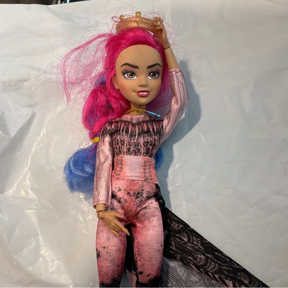 Disney Descendants 3 Audrey Doll Deluxe Queen of Mean LIMITED Exclusive - Picture 5 of 6